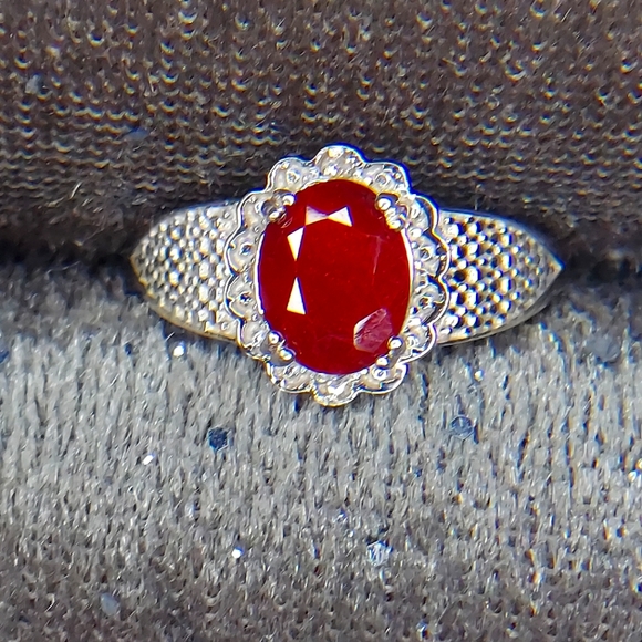 Ruby & Diamond ring - Picture 1 of 4